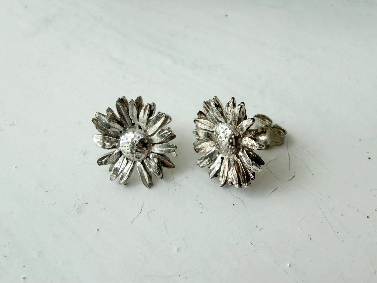 Sterling Silver Daisy earrings