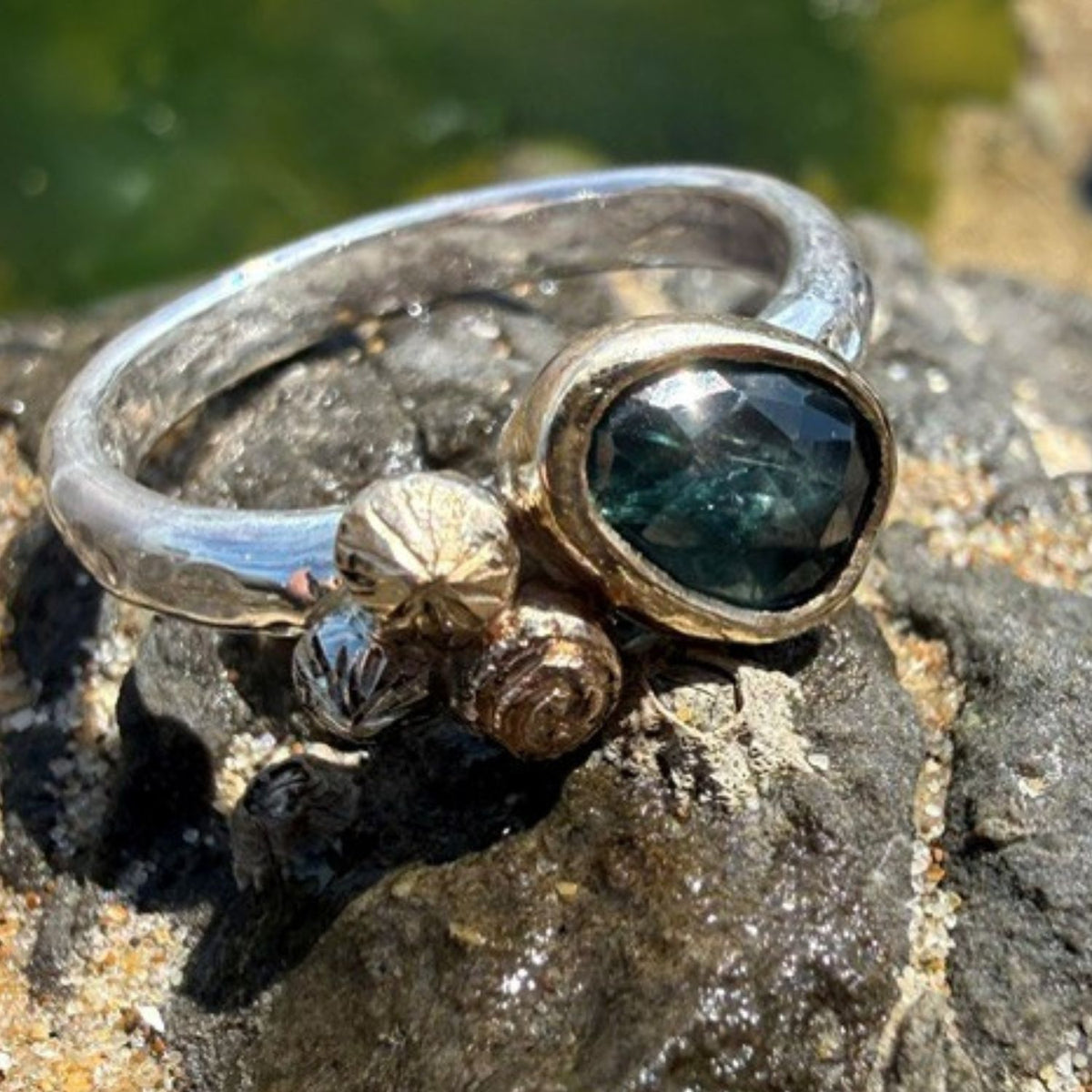 Sterling Silver, 9ct Gold and Sapphire Rockpool ring size -
